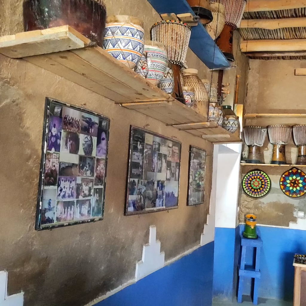 Khamlia vs Merzouga: Where to stay?